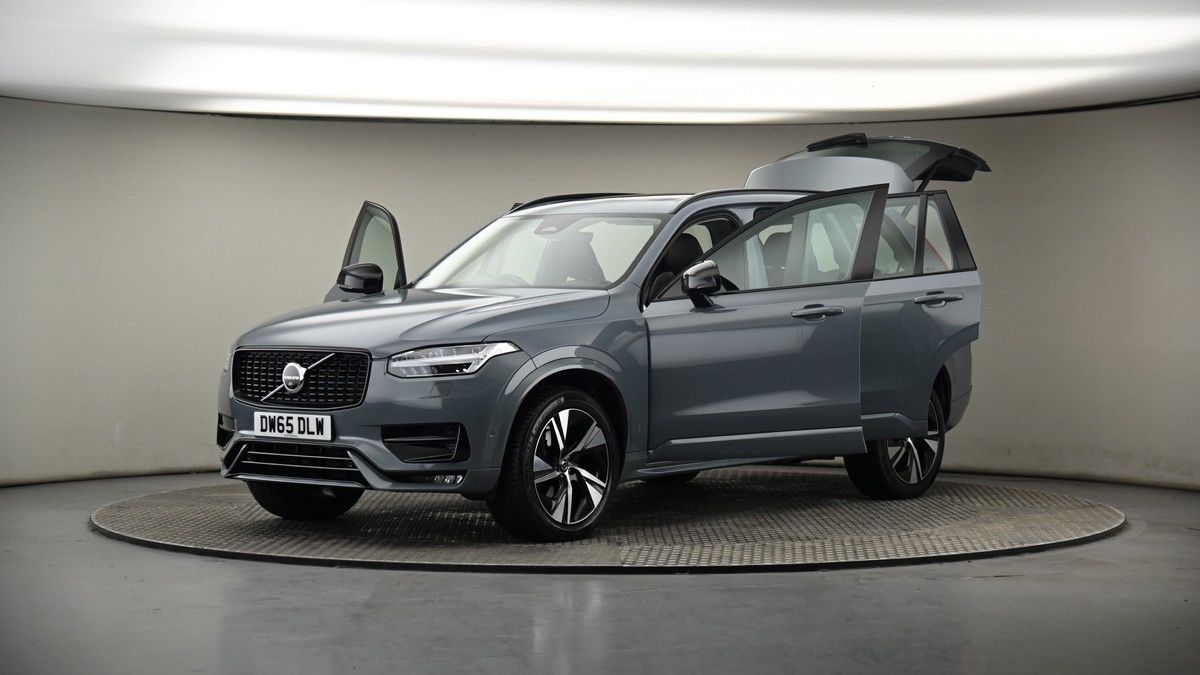 More views of Volvo XC90