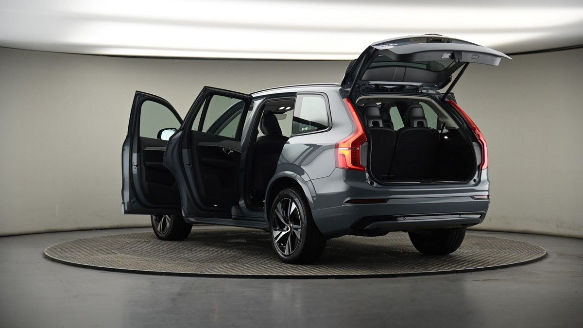 Volvo XC90 Image 8