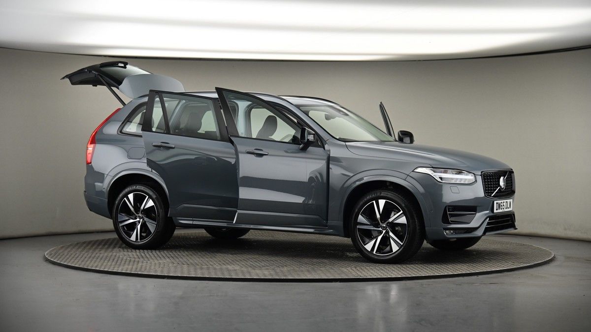More views of Volvo XC90