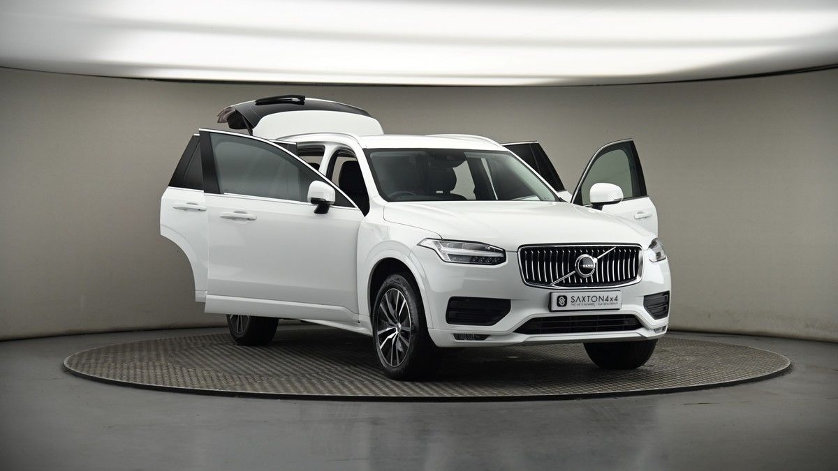 More views of Volvo XC90