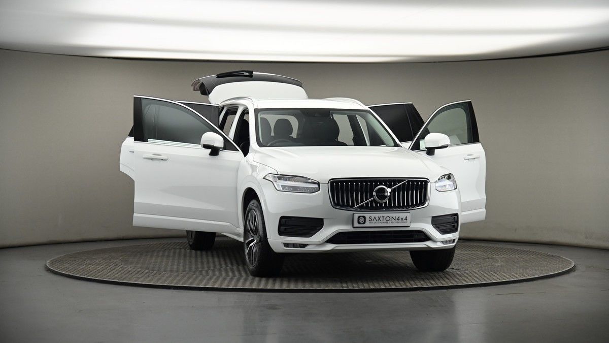 More views of Volvo XC90
