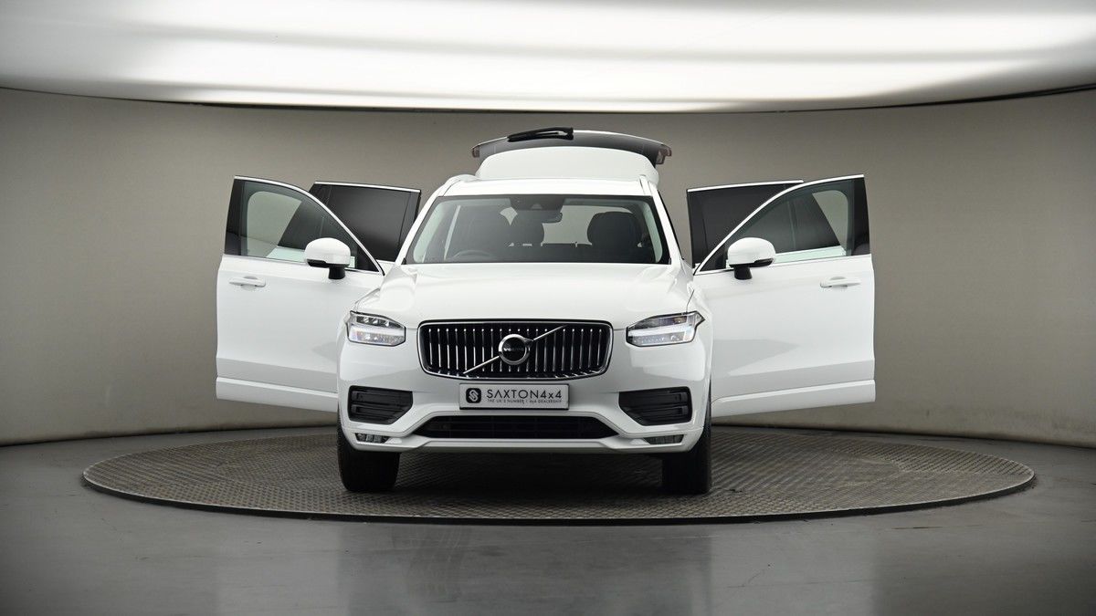 More views of Volvo XC90