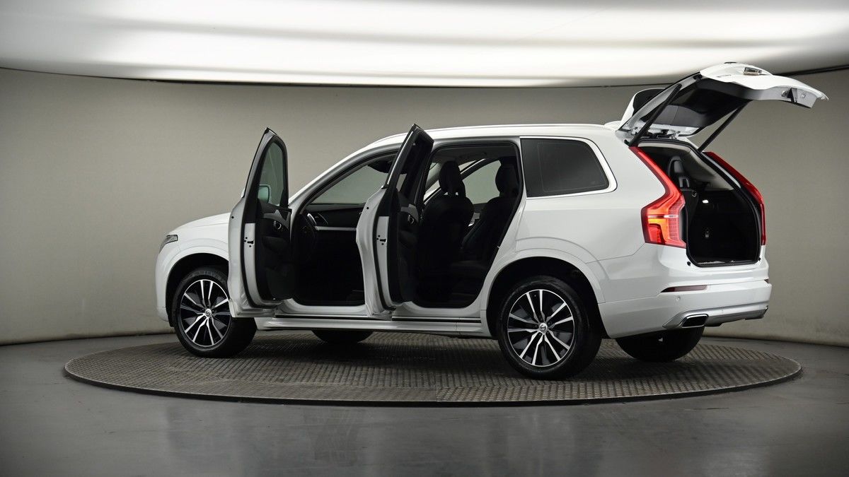 More views of Volvo XC90