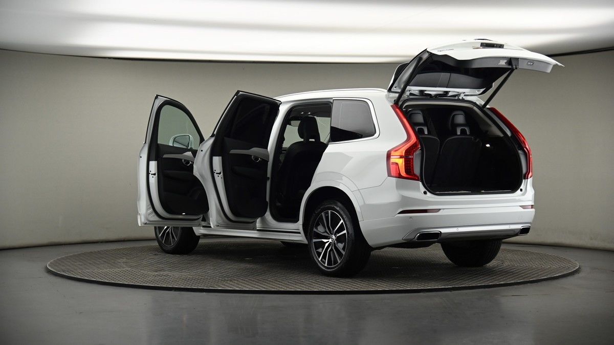 More views of Volvo XC90