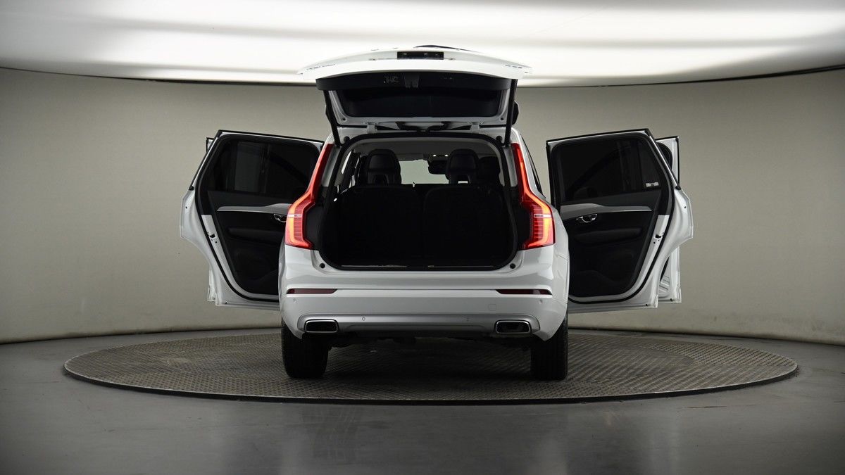 More views of Volvo XC90