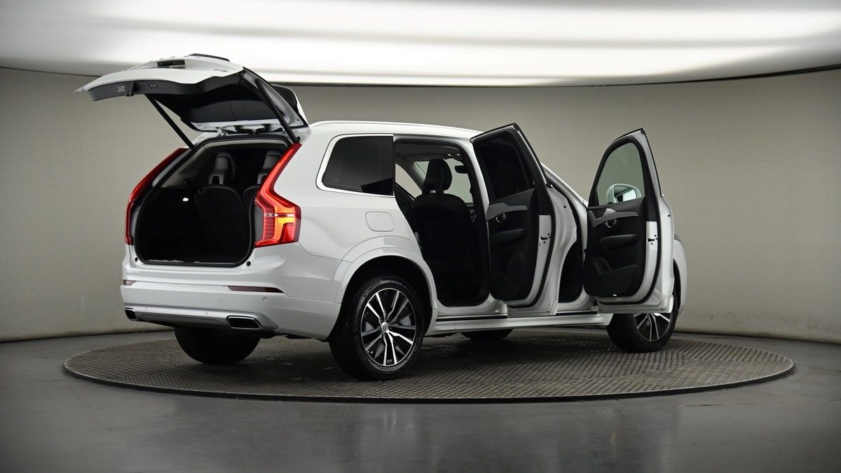 More views of Volvo XC90