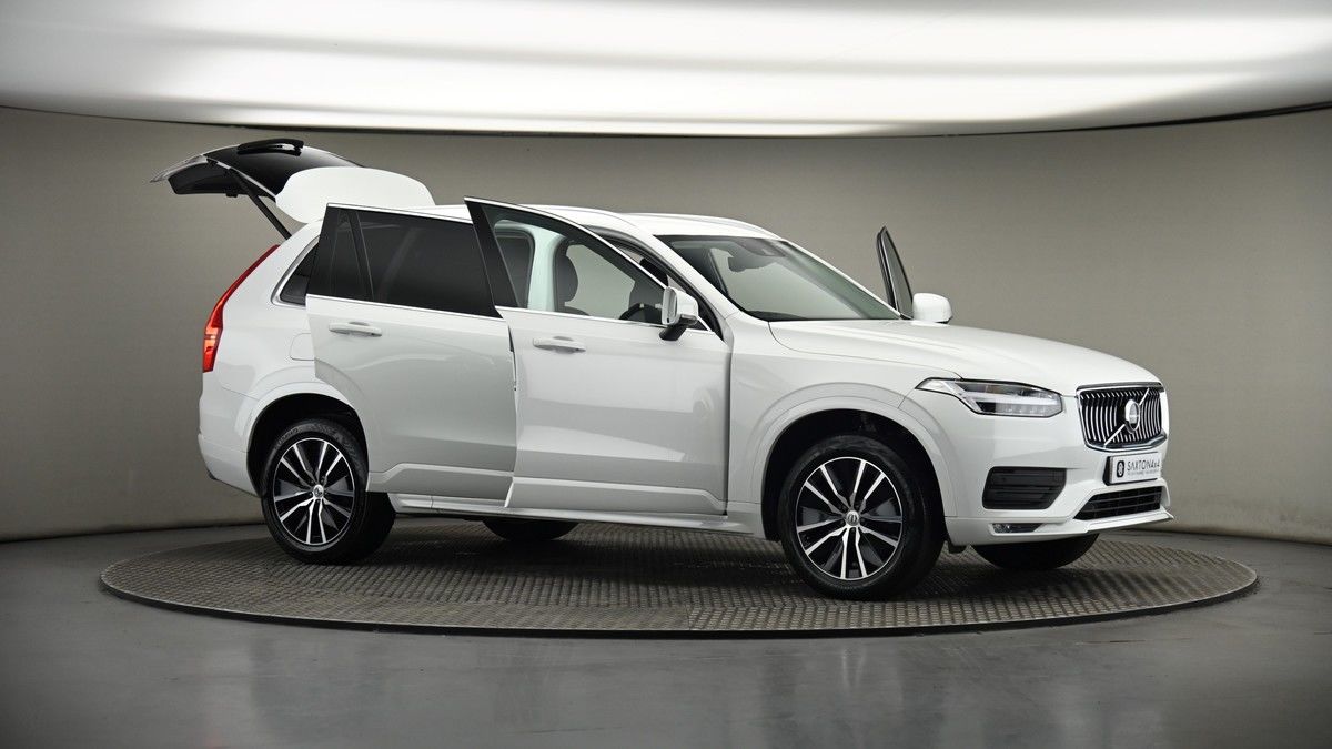 More views of Volvo XC90