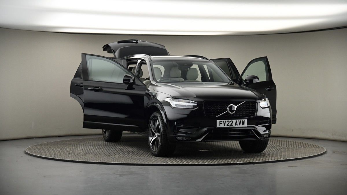 More views of Volvo XC90