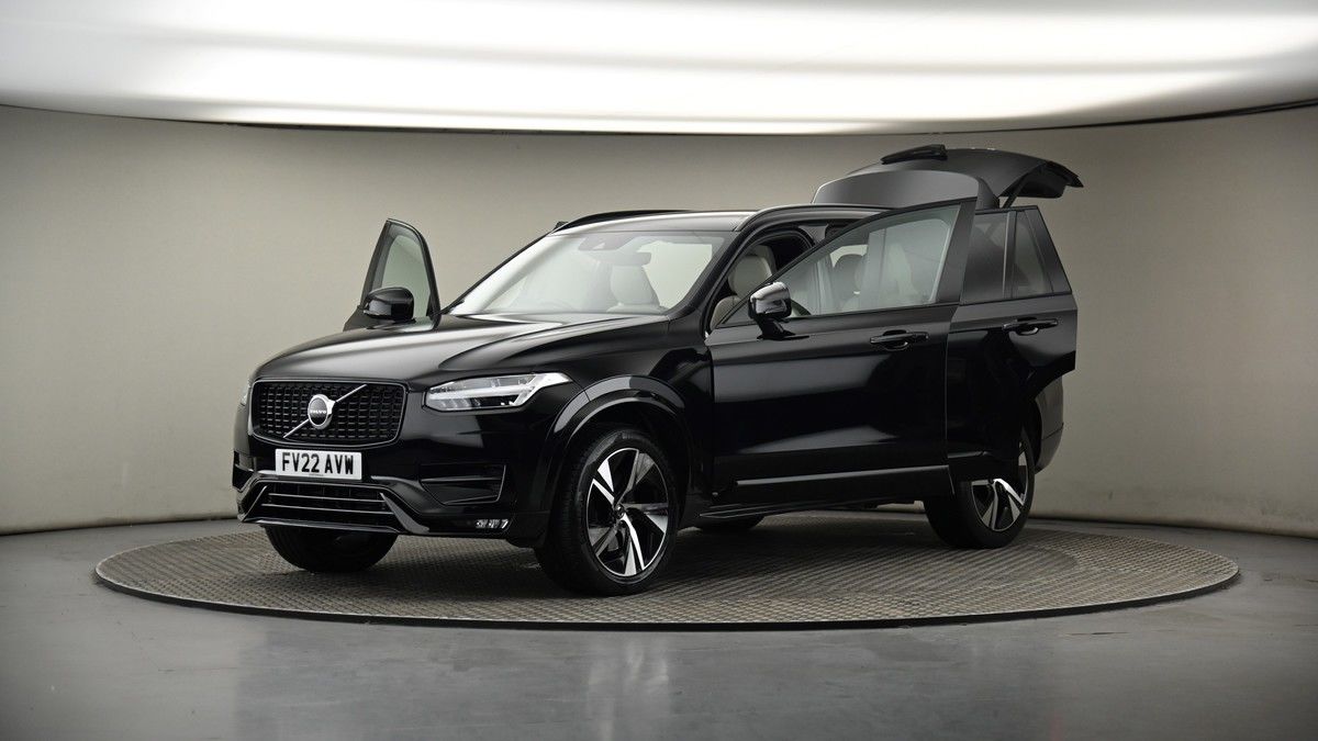 More views of Volvo XC90