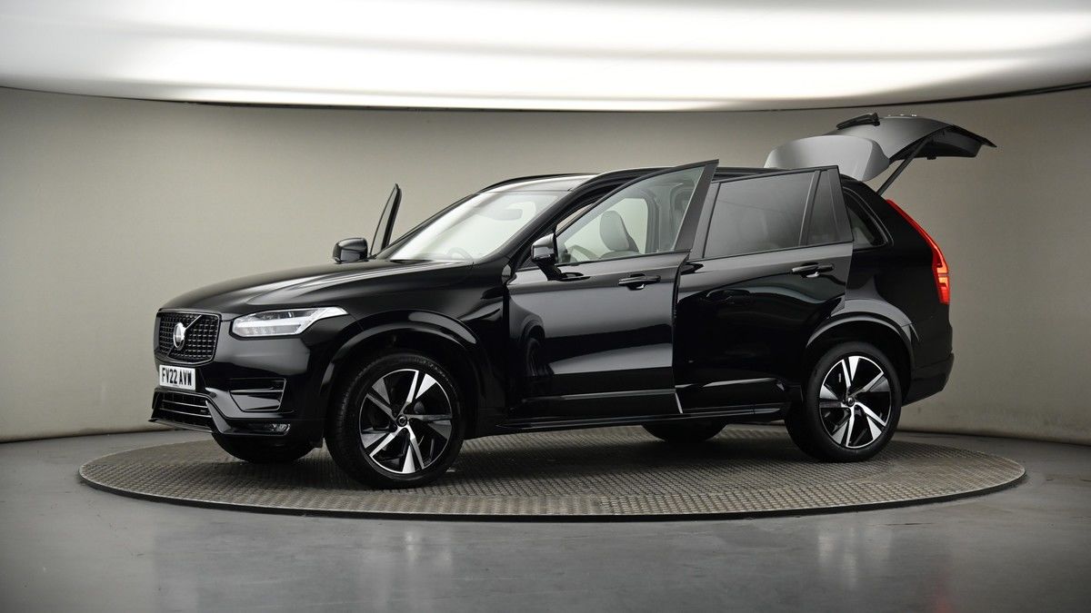 More views of Volvo XC90