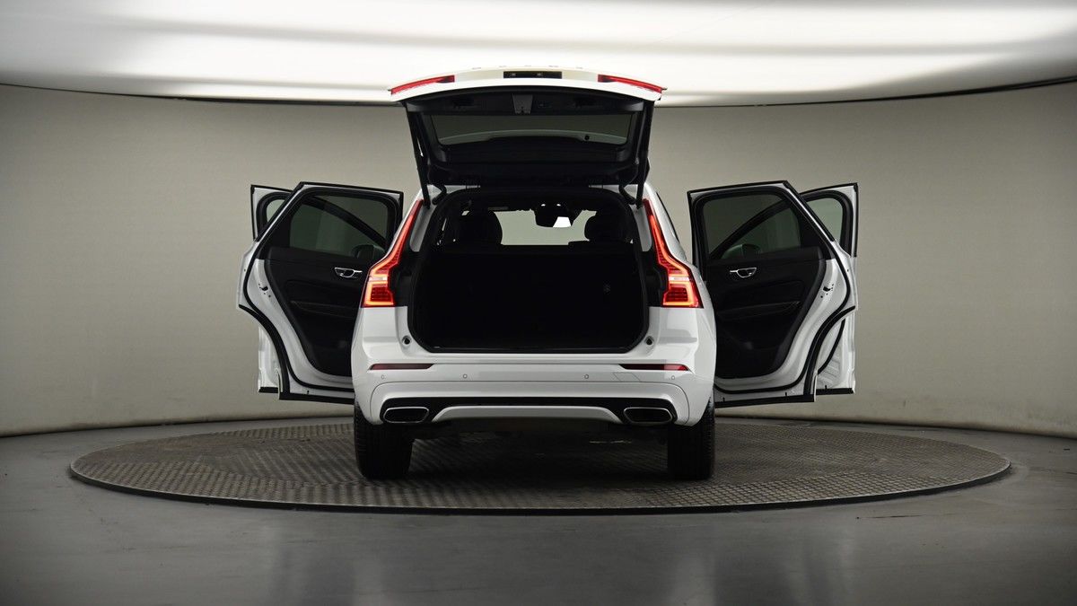 More views of Volvo XC60