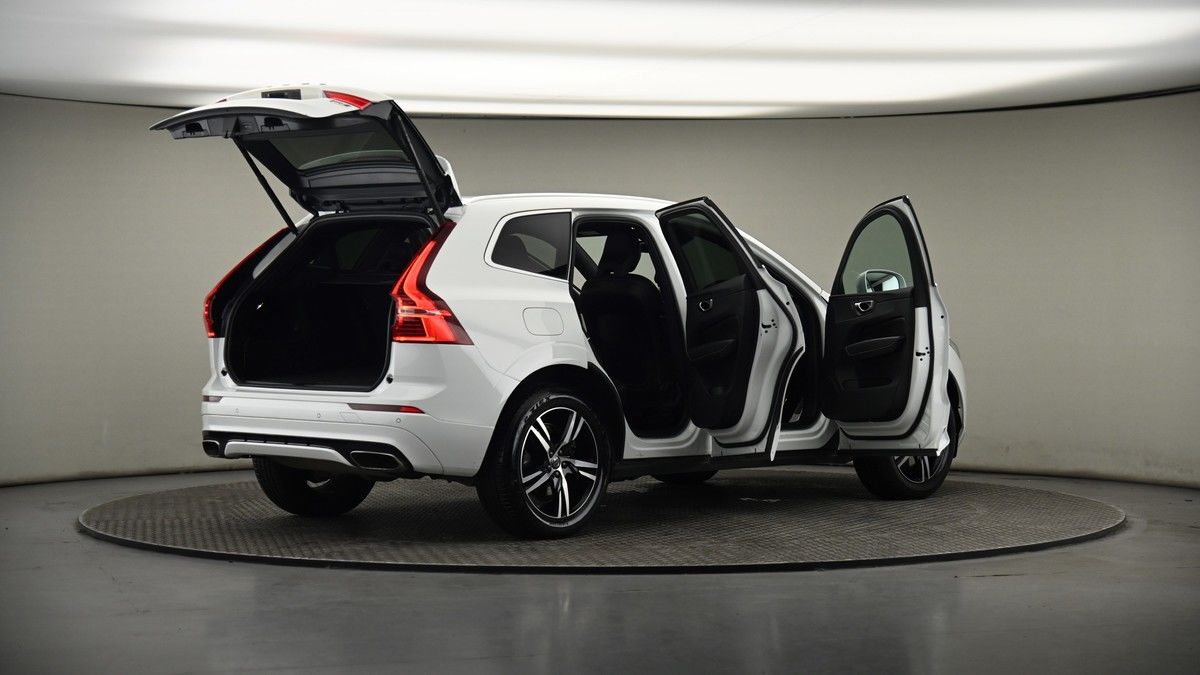 More views of Volvo XC60
