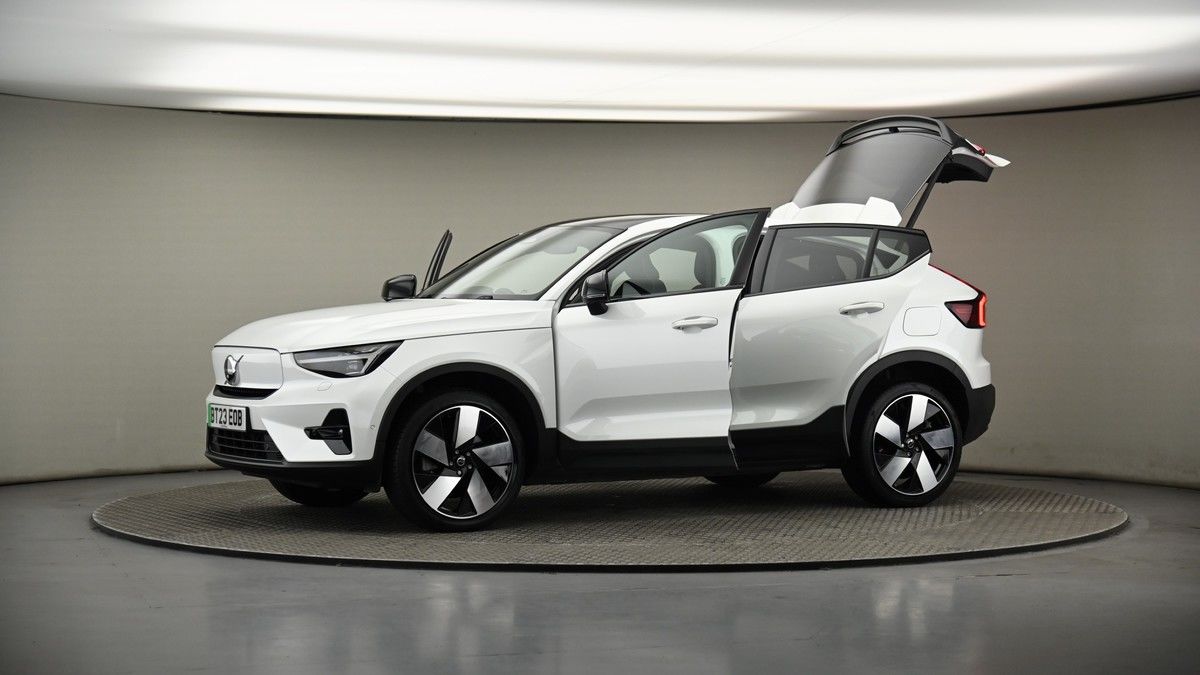 More views of Volvo C40