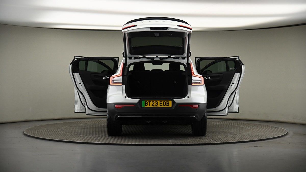 More views of Volvo C40