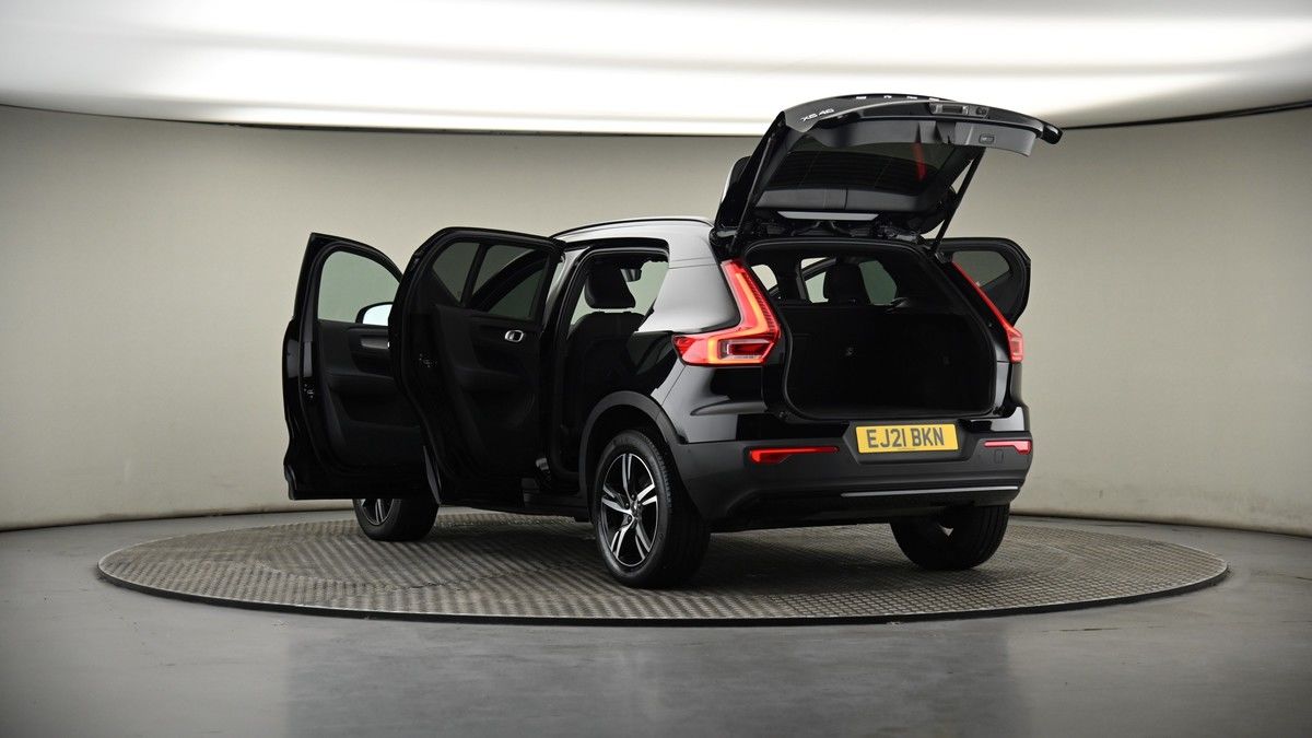 Volvo XC40 Image 8