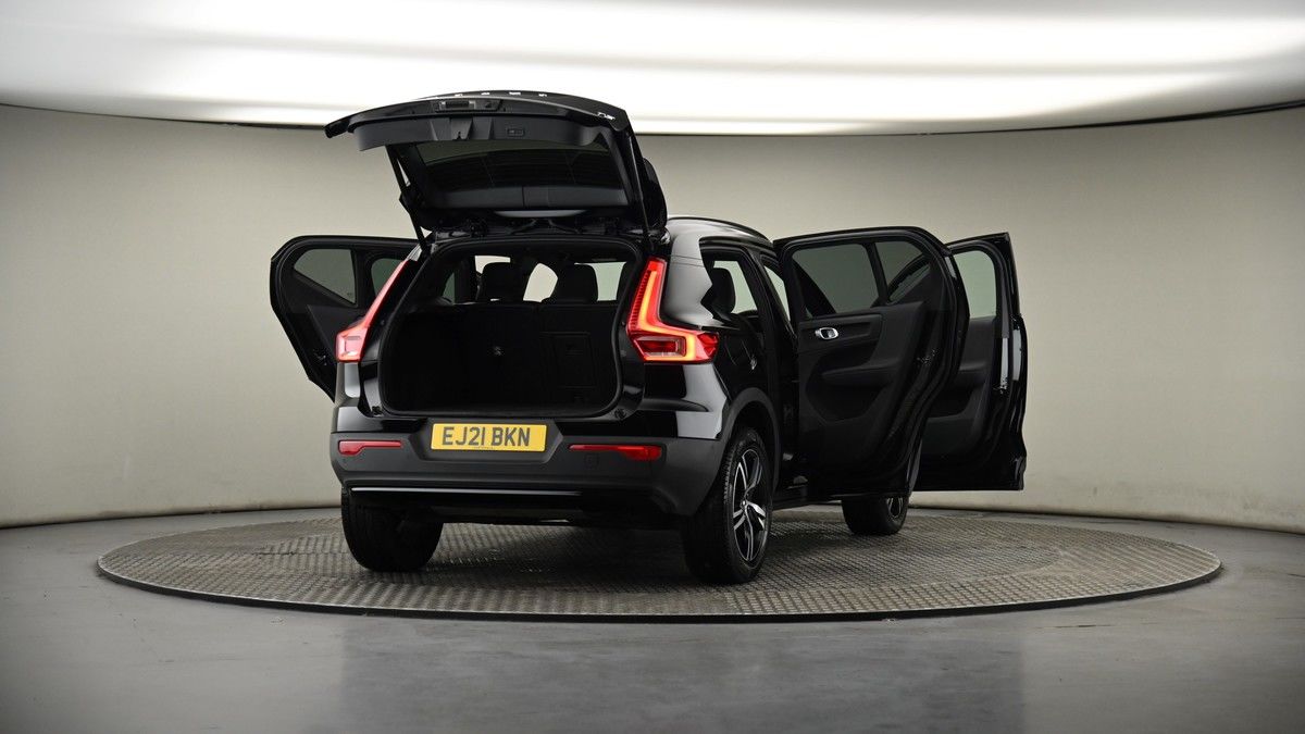 More views of Volvo XC40
