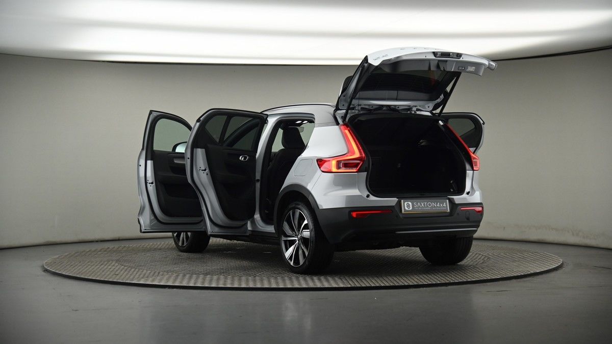 Volvo XC40 Image 8