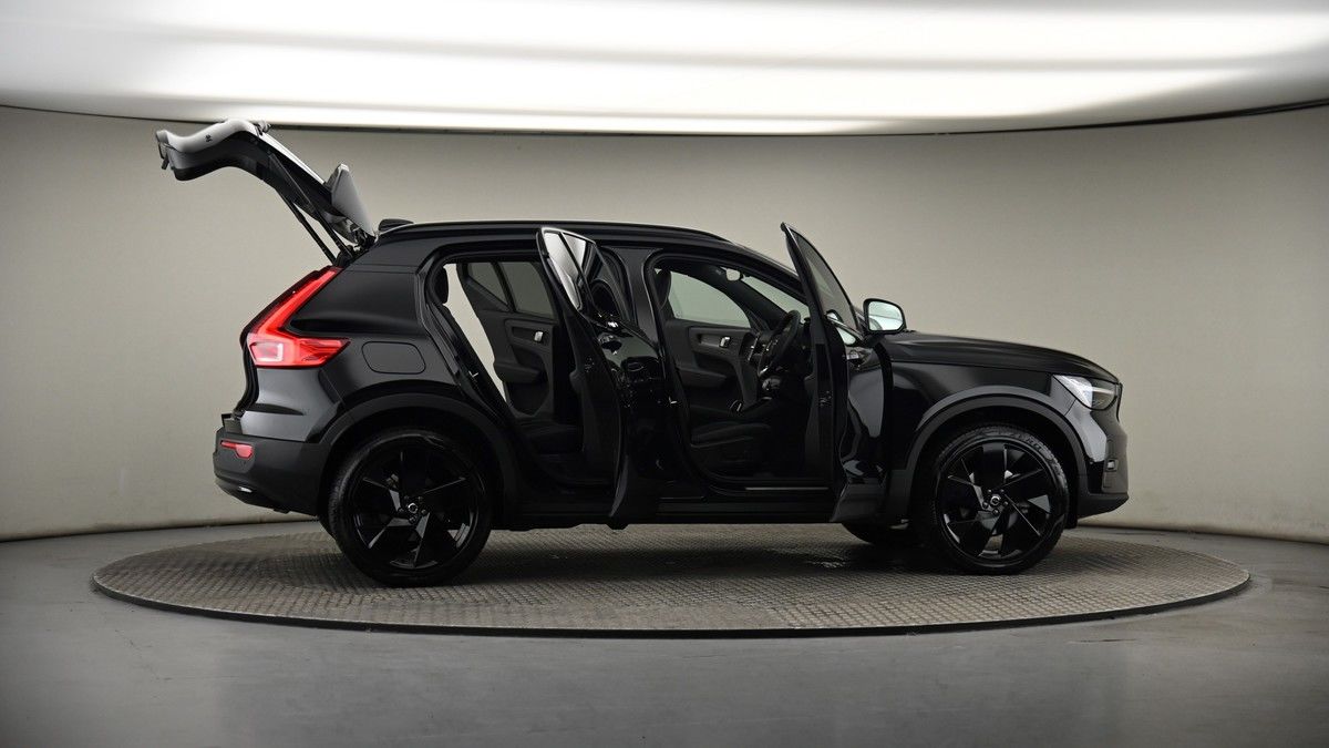 More views of Volvo XC40