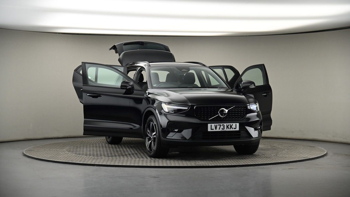 More views of Volvo XC40