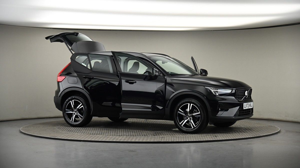 More views of Volvo XC40