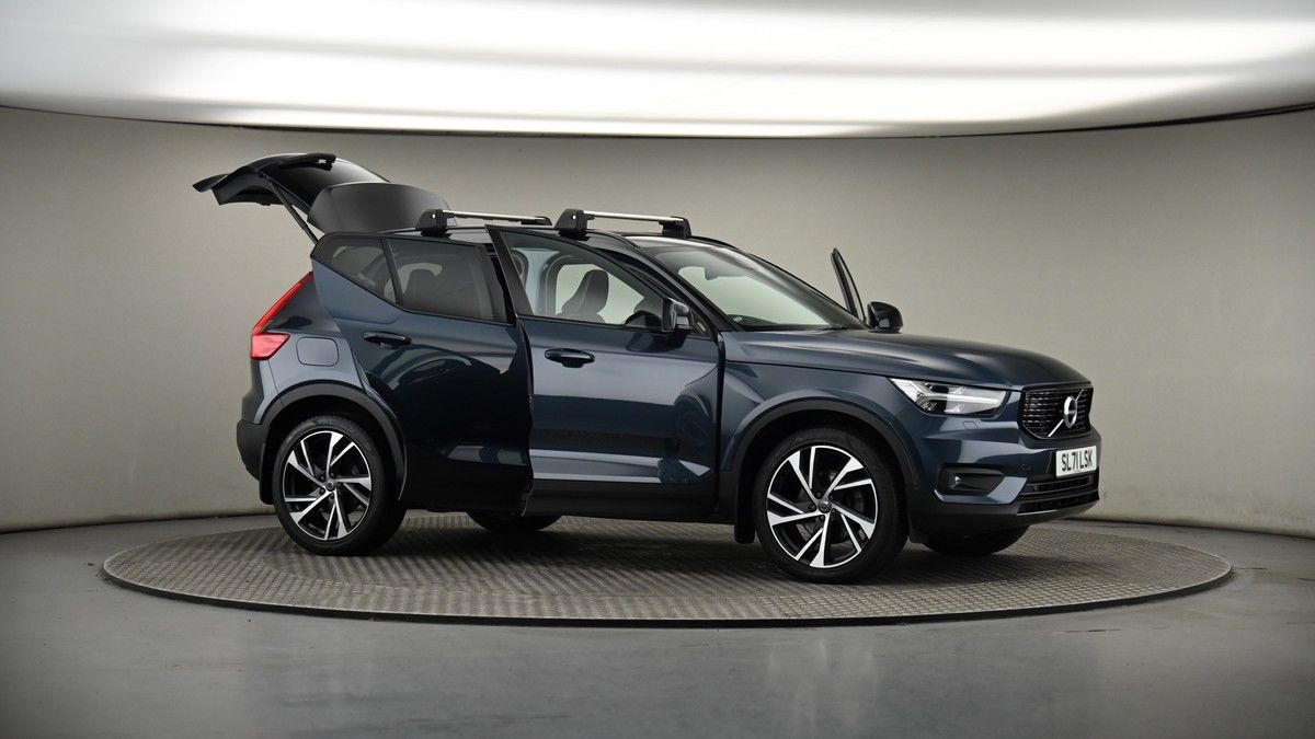 More views of Volvo XC40
