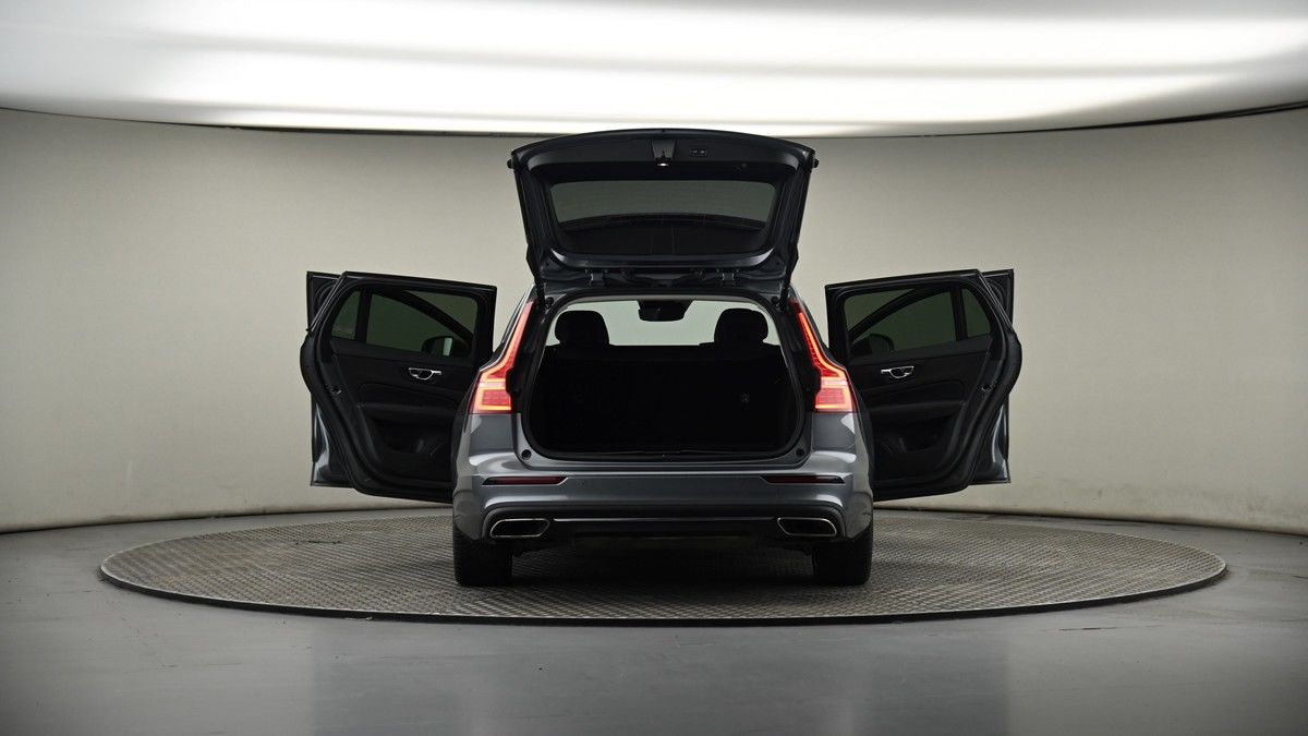 More views of Volvo V60