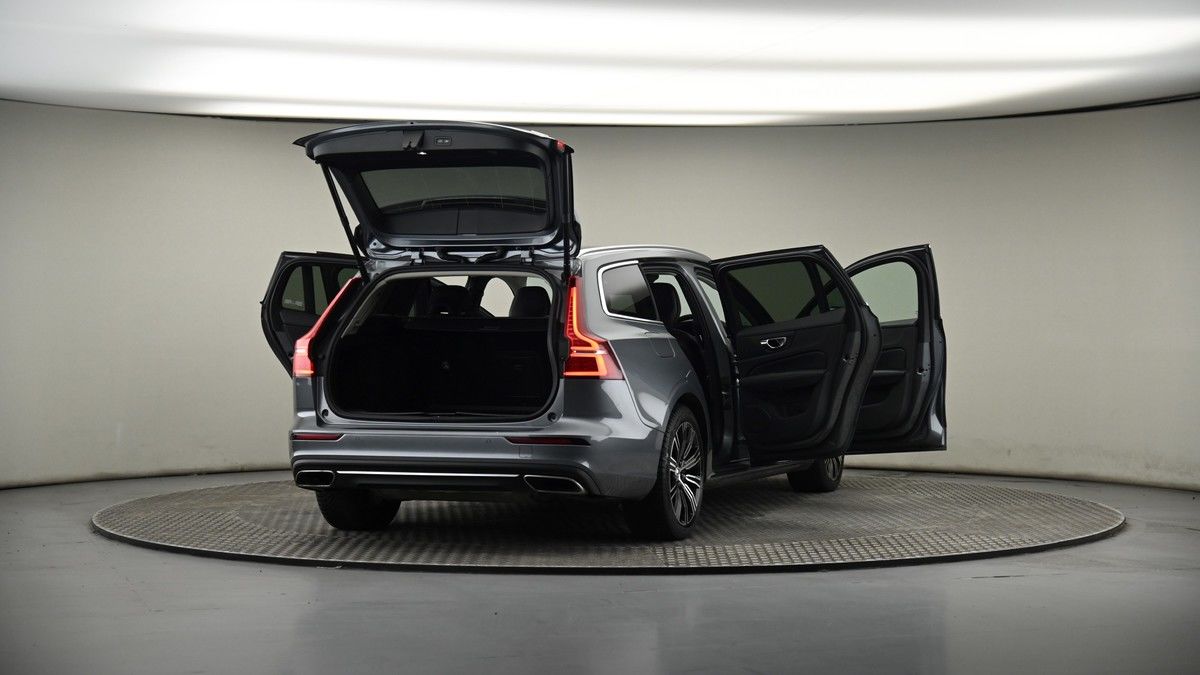 More views of Volvo V60