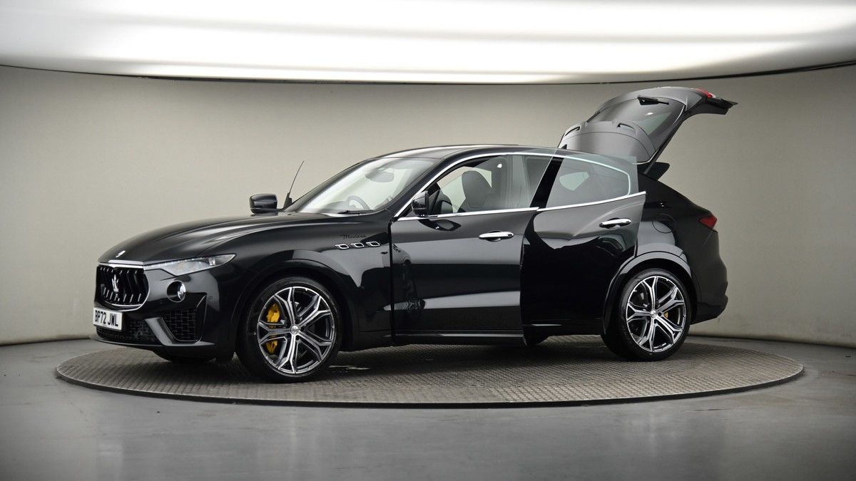 More views of Maserati Levante