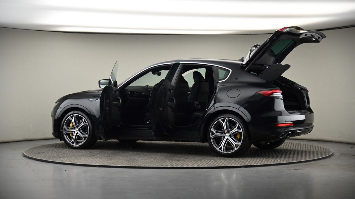 More views of Maserati Levante