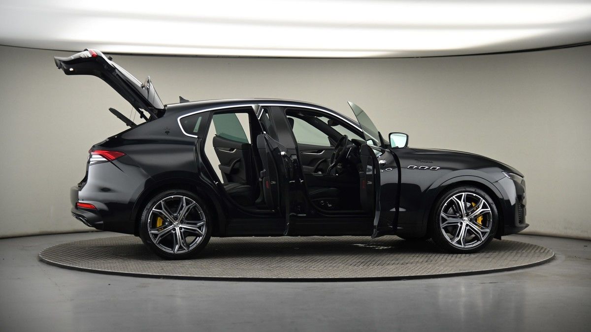 More views of Maserati Levante