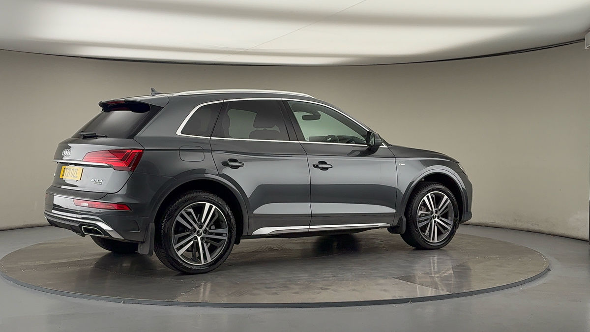 More views of Audi Q5