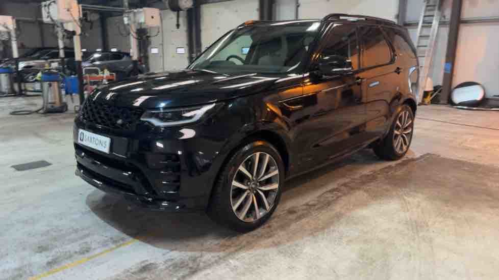 More views of Land Rover Discovery