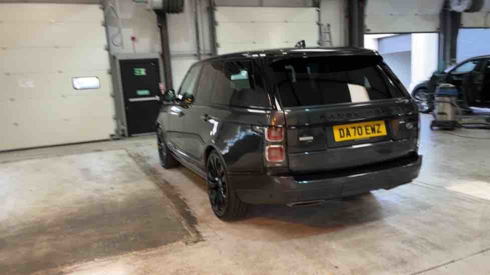 More views of Land Rover Range Rover
