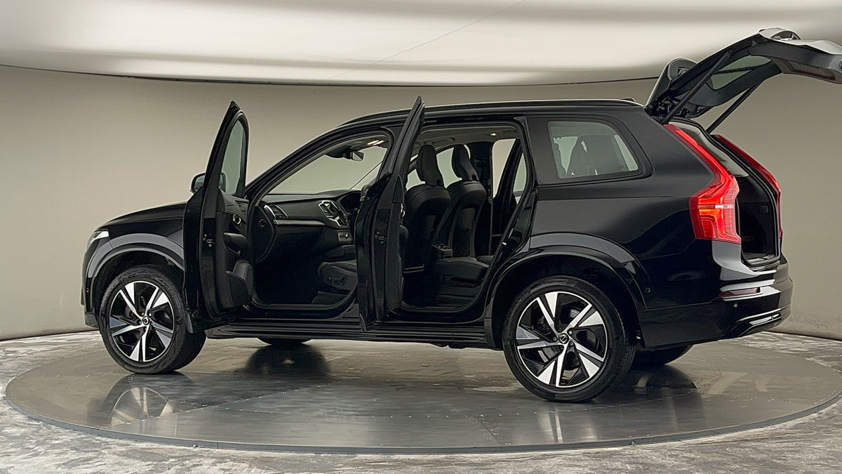 More views of Volvo XC90