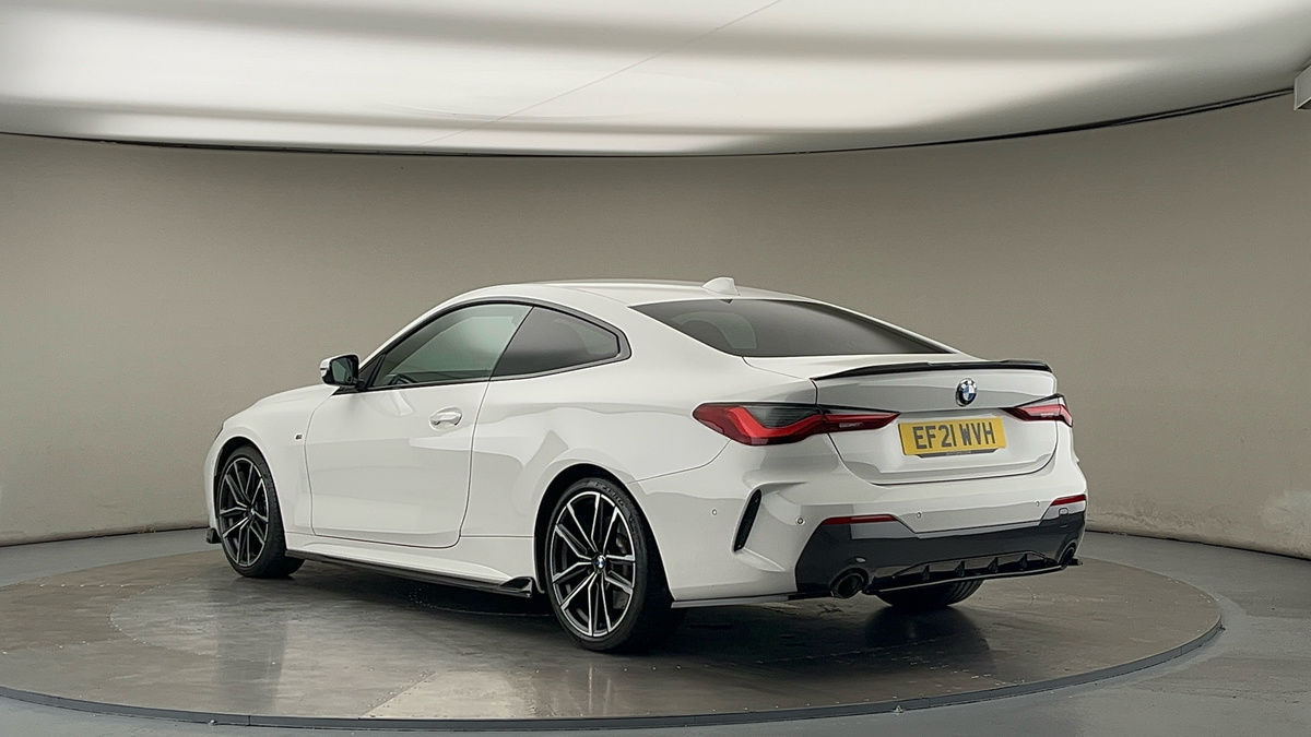 BMW 4 Series Image 2