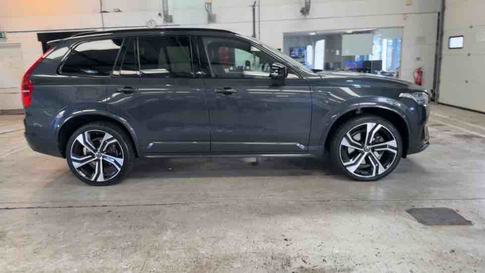 More views of Volvo XC90