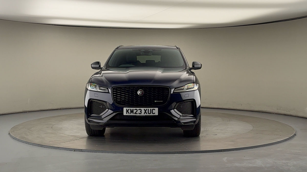 Jaguar F-PACE Image 3