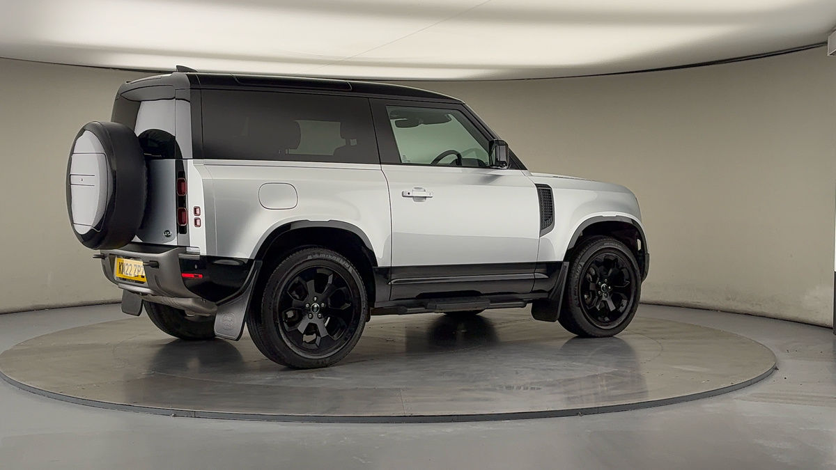 More views of Land Rover Defender 90