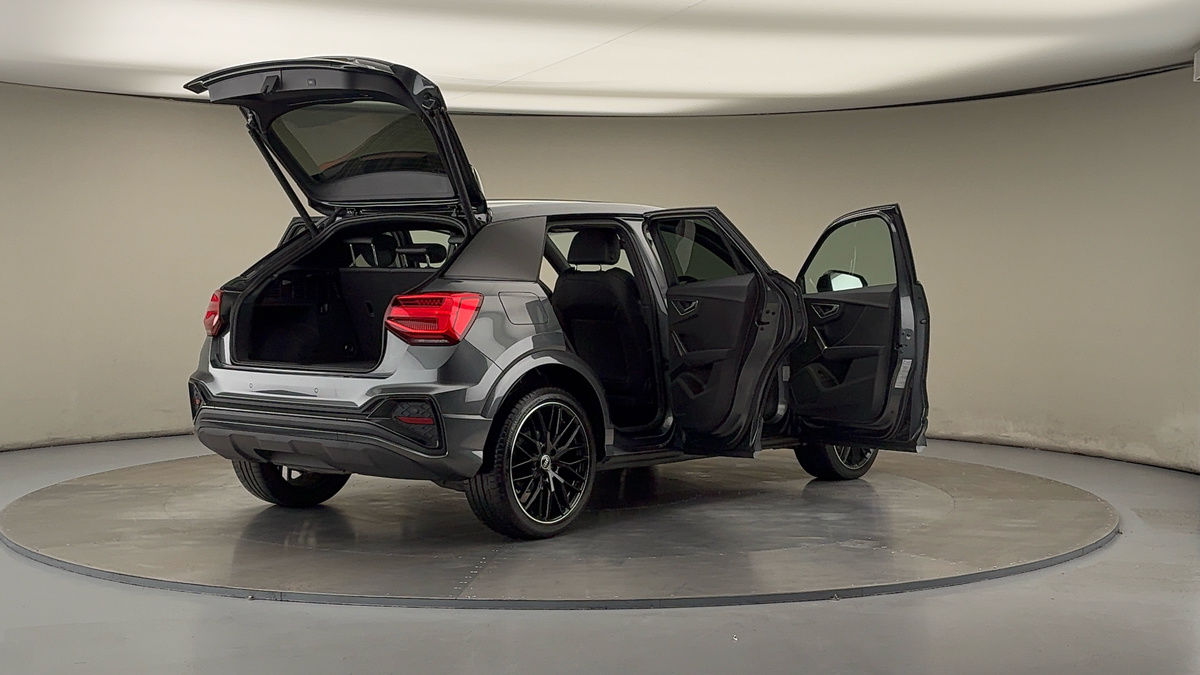 More views of Audi Q2