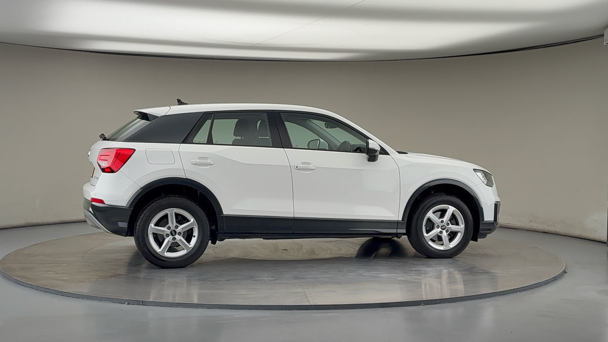 More views of Audi Q2