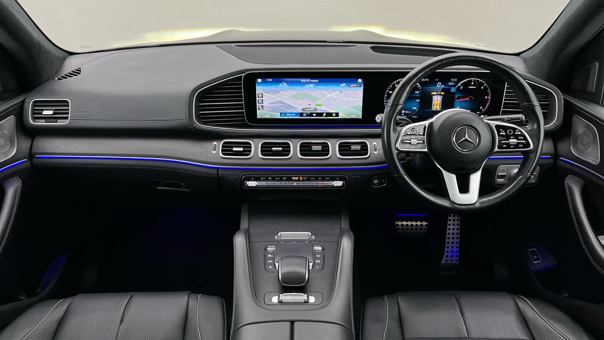 Mercedes-Benz GLS Image 12