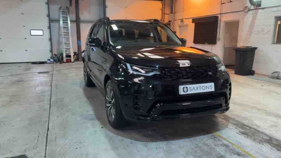 More views of Land Rover Discovery