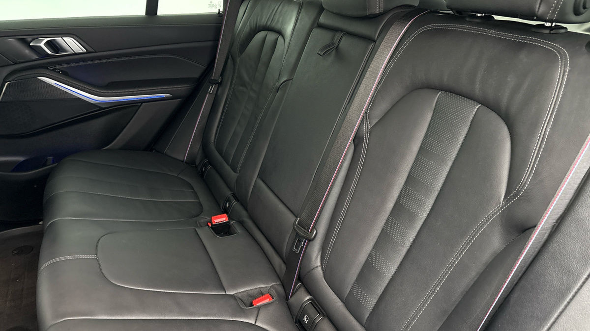 BMW X5 Image 8