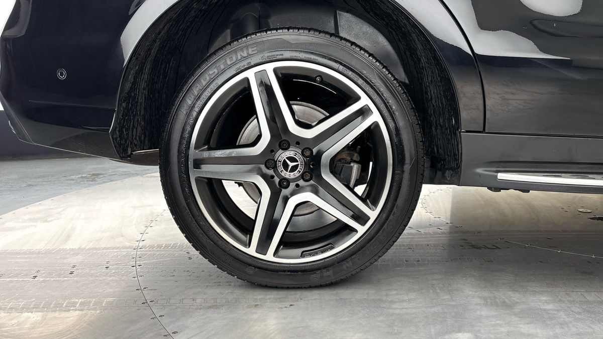 Mercedes-Benz GLE Image 10