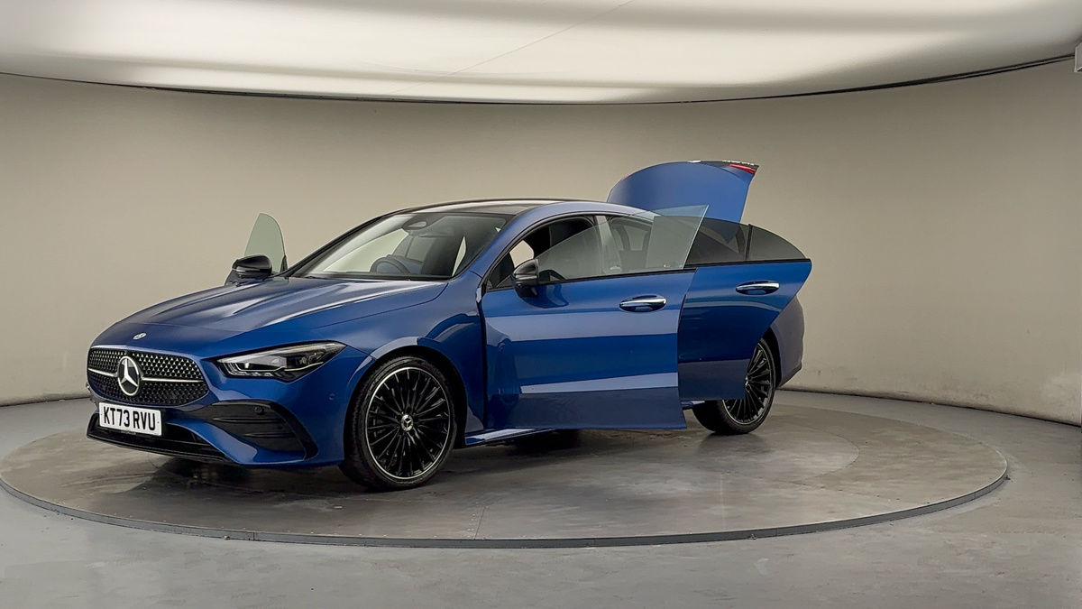 Mercedes-Benz CLA Image 22