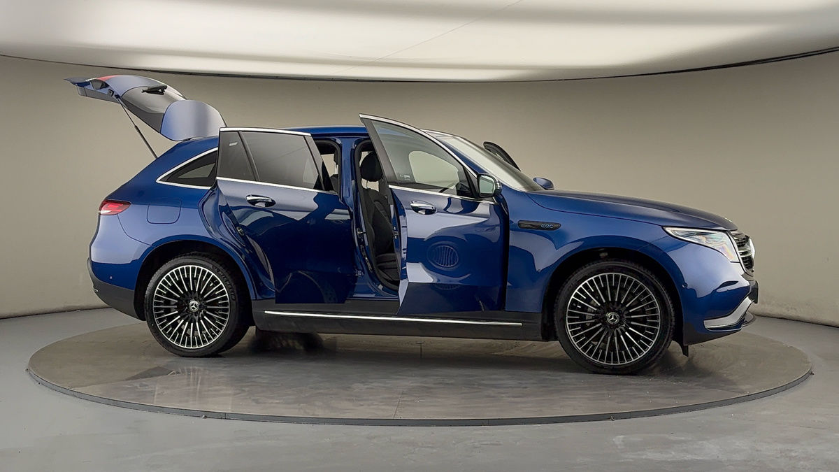 More views of Mercedes-Benz EQC