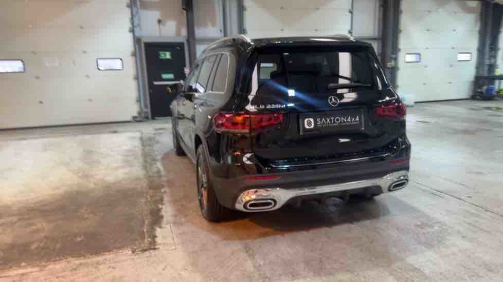 More views of Mercedes-Benz GLB