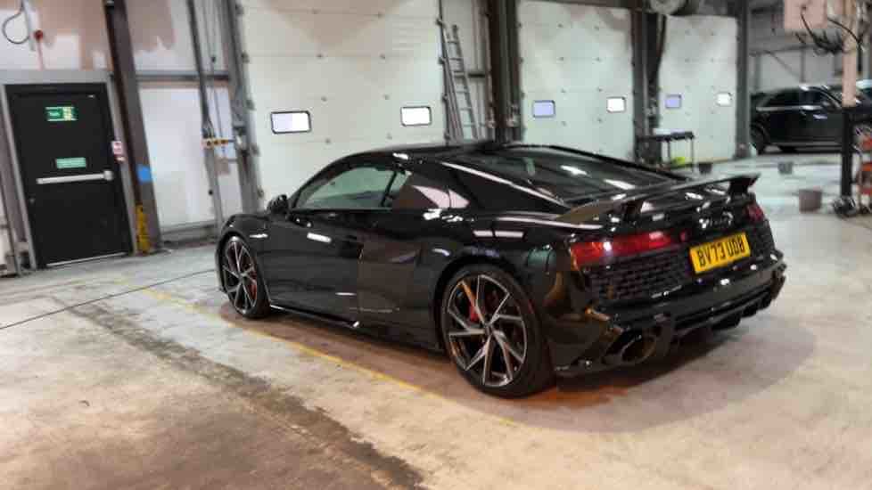 More views of Audi R8