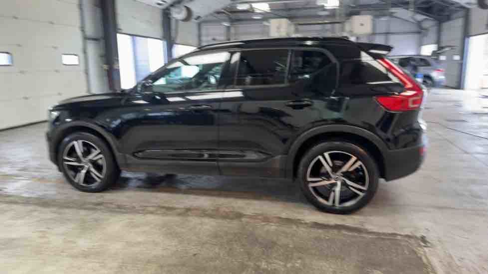 More views of Volvo XC40