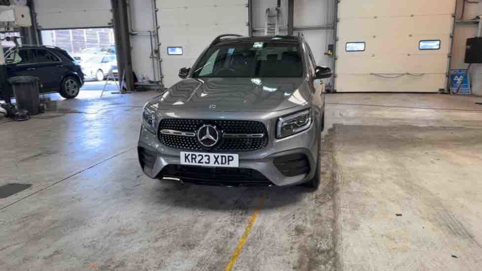 More views of Mercedes-Benz GLB